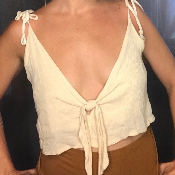 Stillwater LA Flowy Crop Tie Top - Picture 3 of 6